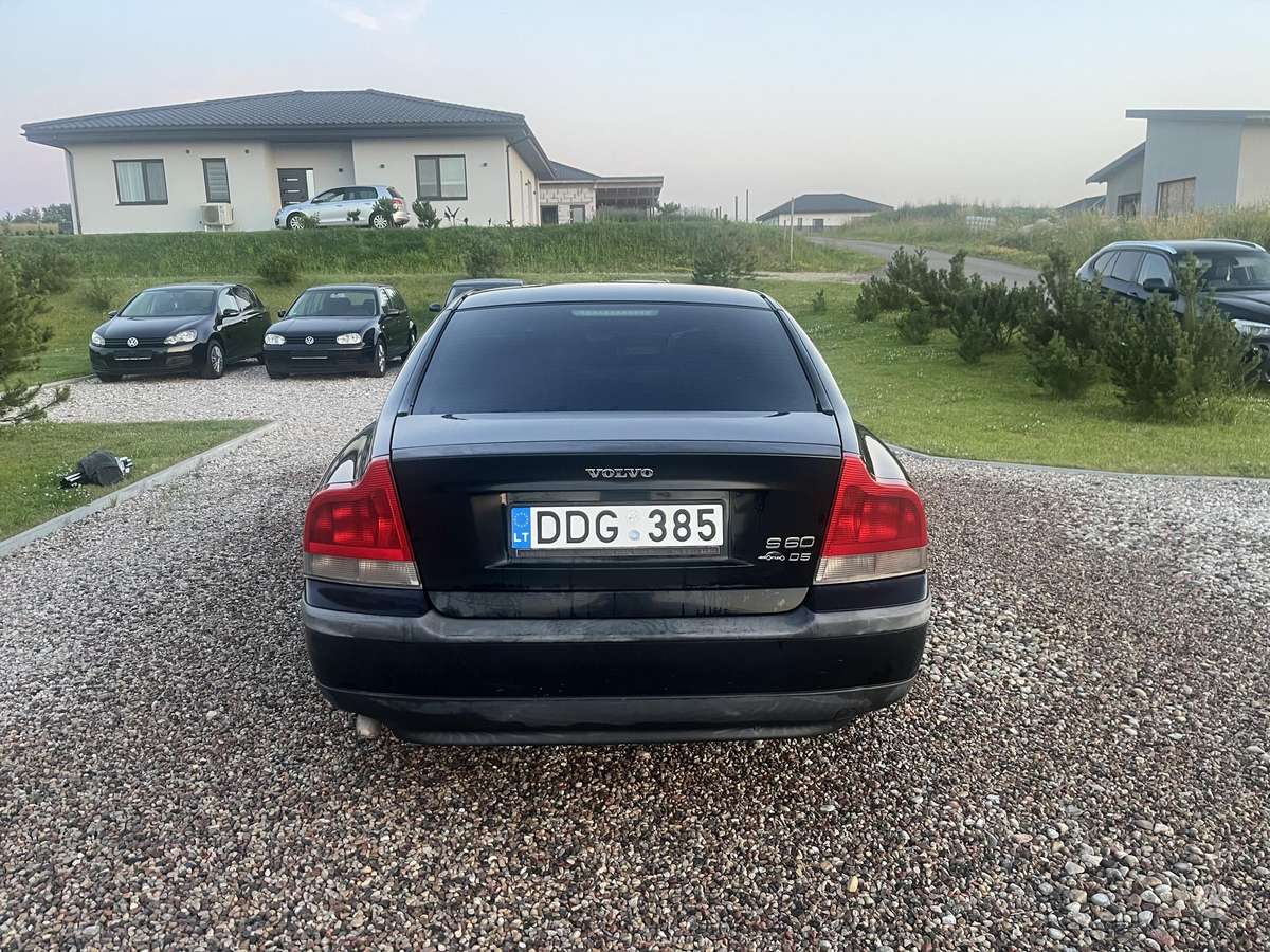 Volvo S60, 2.4 l., Седан
