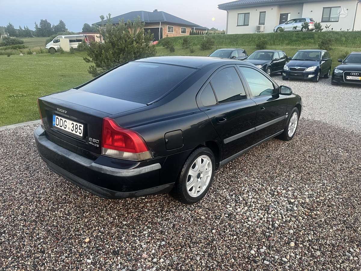 Volvo S60, 2.4 l., Седан
