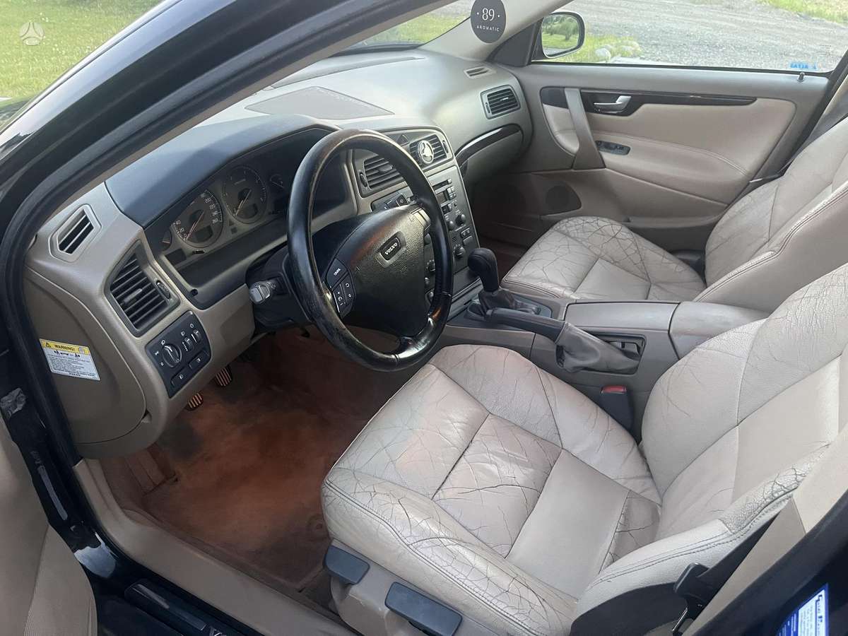 Volvo S60, 2.4 l., Седан