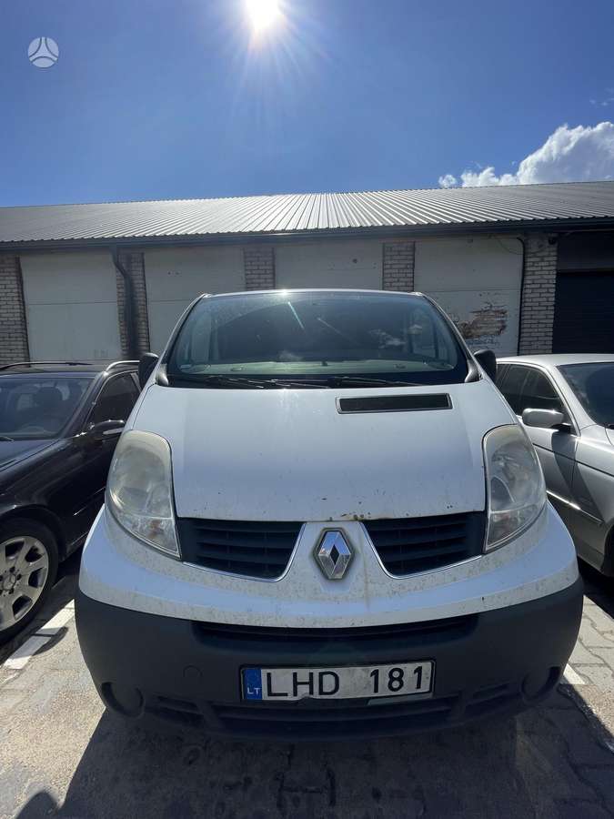 Renault Trafic - 1