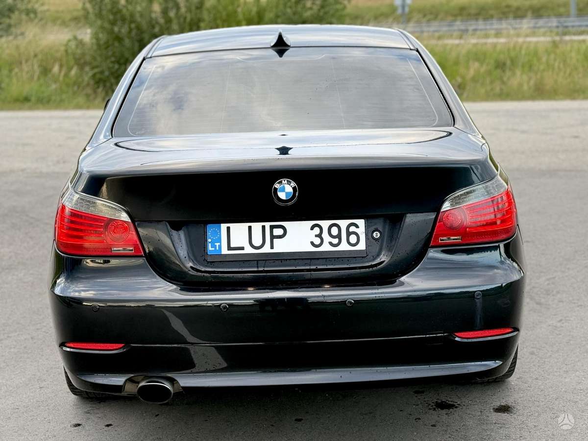 BMW 520, 2.0 l., Седан