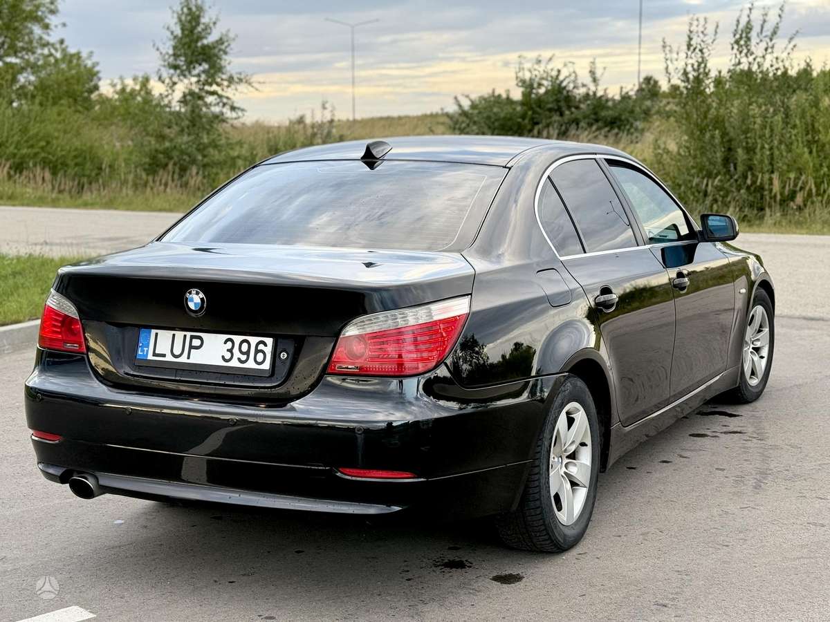 BMW 520, 2.0 l., Седан