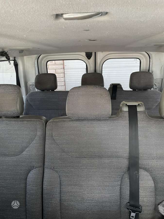 Renault Trafic - 8