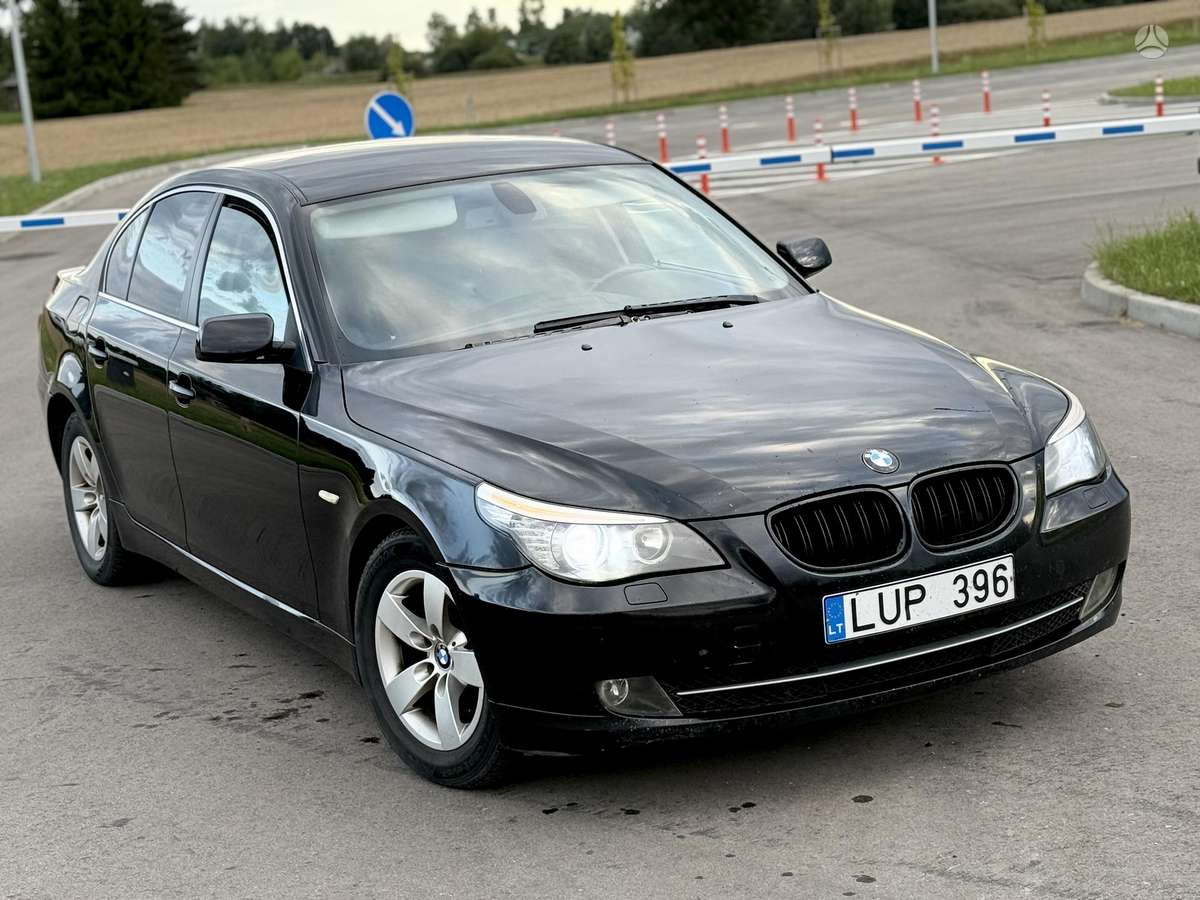 BMW 520, 2.0 l., Седан