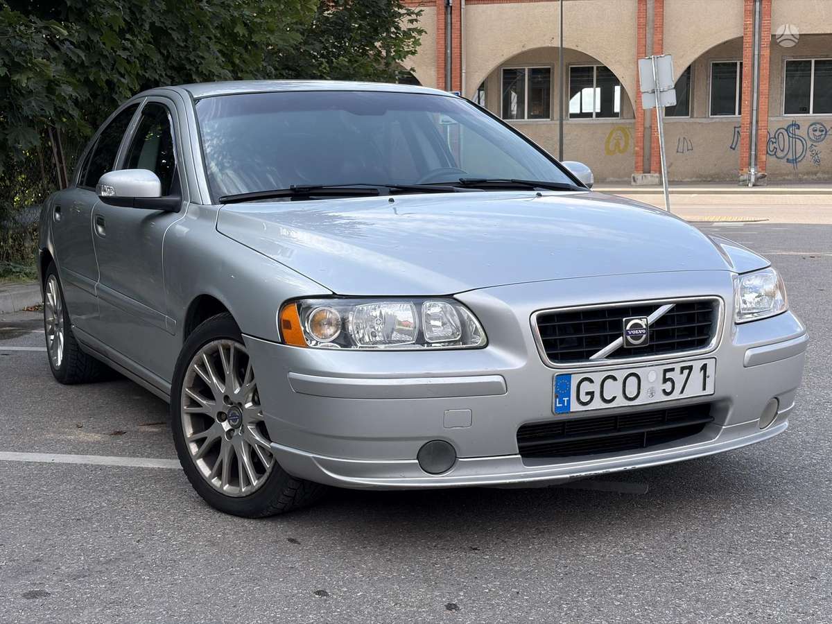 Volvo S60, 2.4 l., Седан
