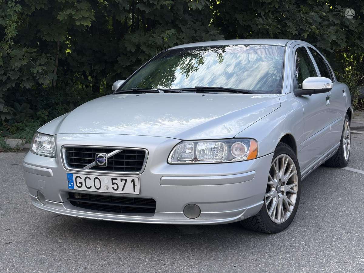 Volvo S60, 2.4 l., Седан