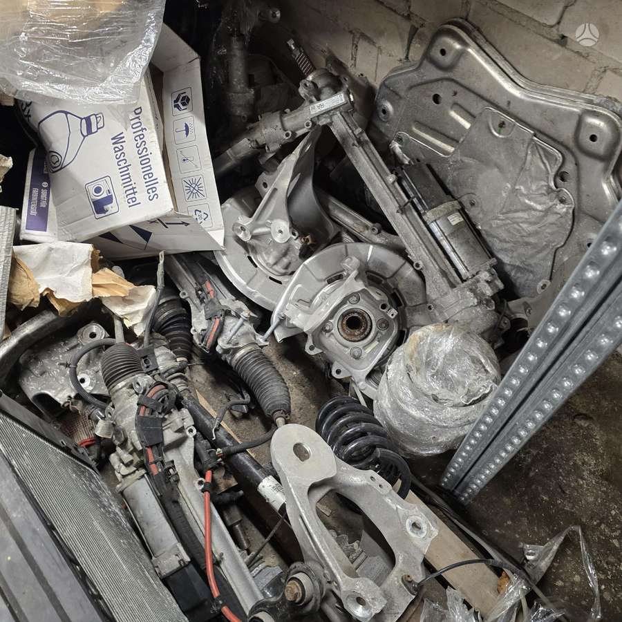 BMW X5 детали кузова