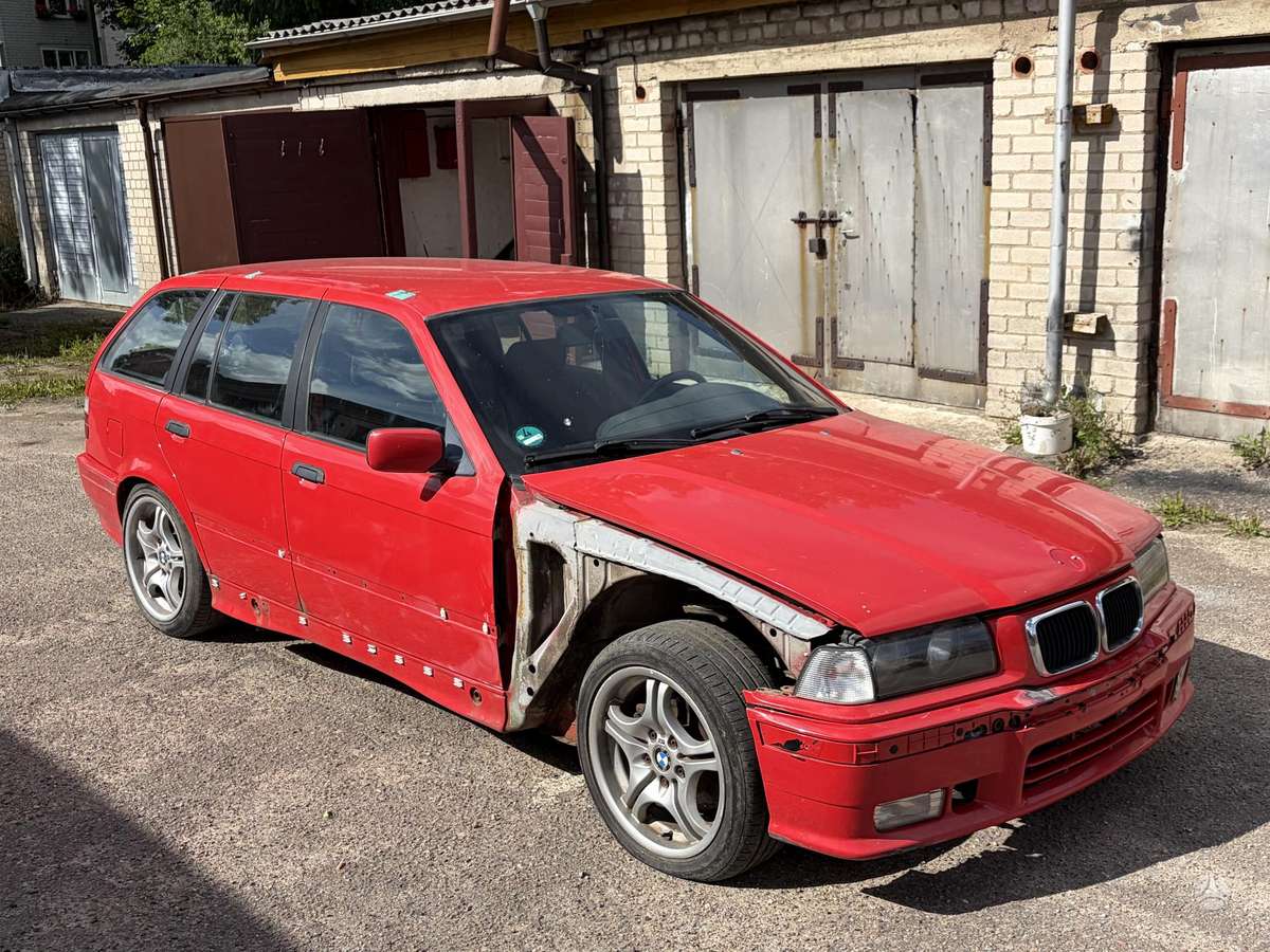 BMW 320, 2.8 l., Универсал
