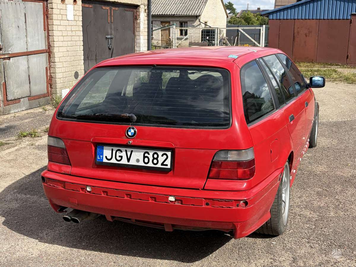 BMW 320, 2.8 l., Универсал
