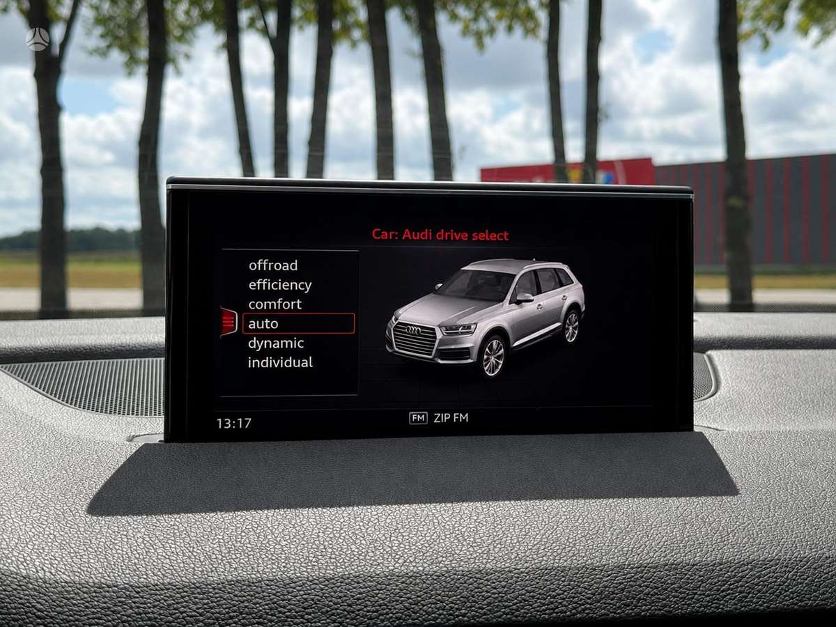 Audi Q7, 3.0 l., Внедорожник / Кроссовер