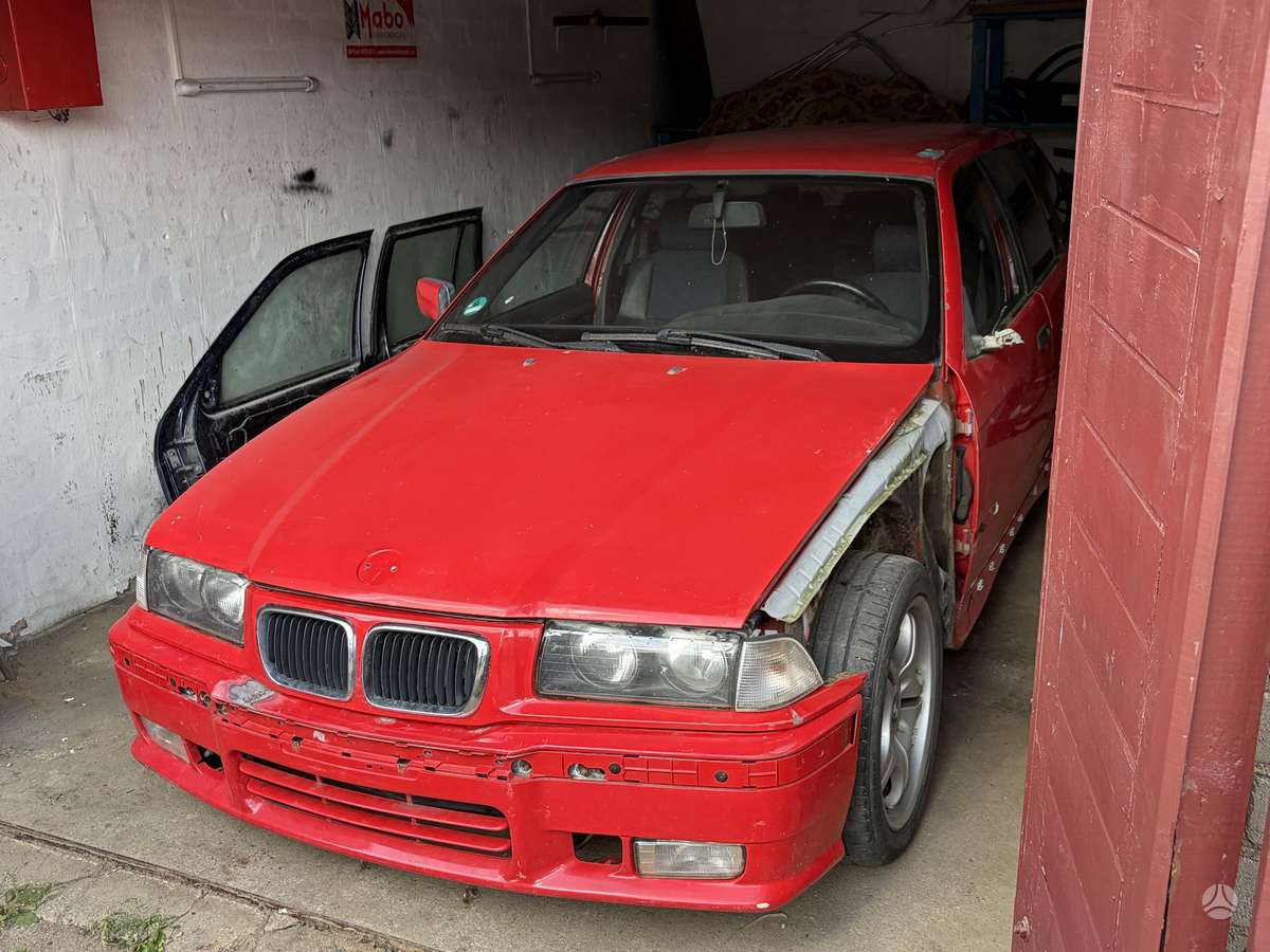BMW 320, 2.8 l., Универсал