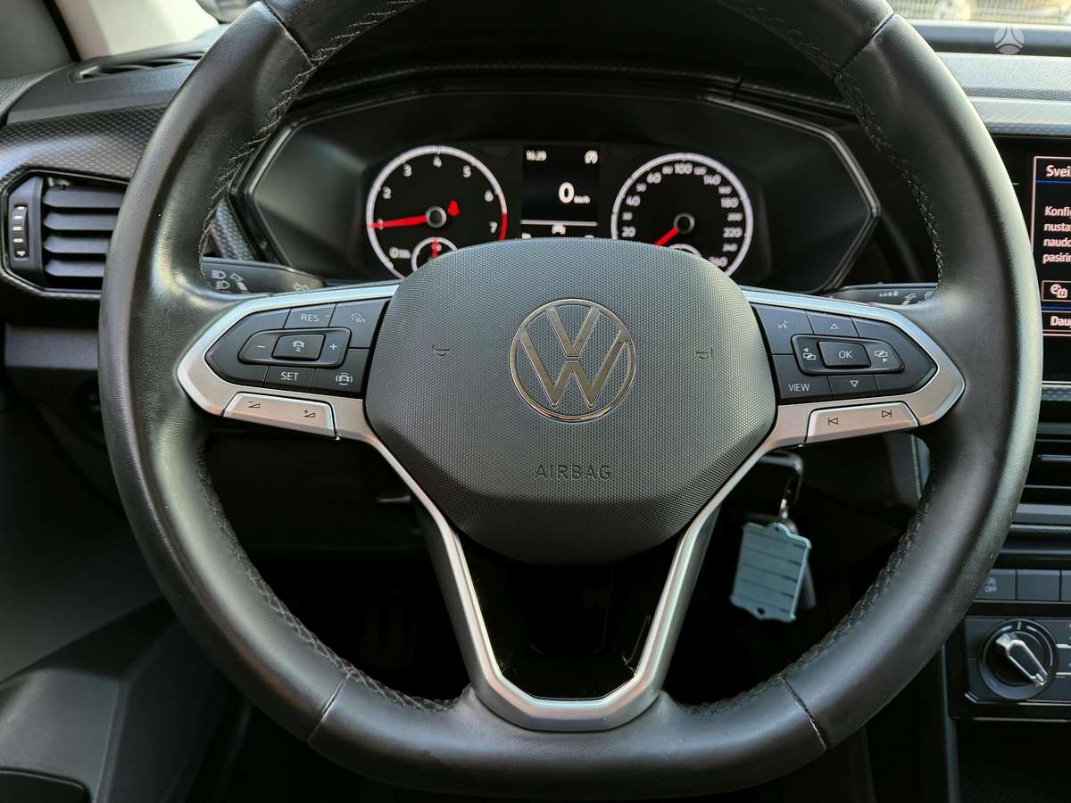 Volkswagen T-Cross - 6