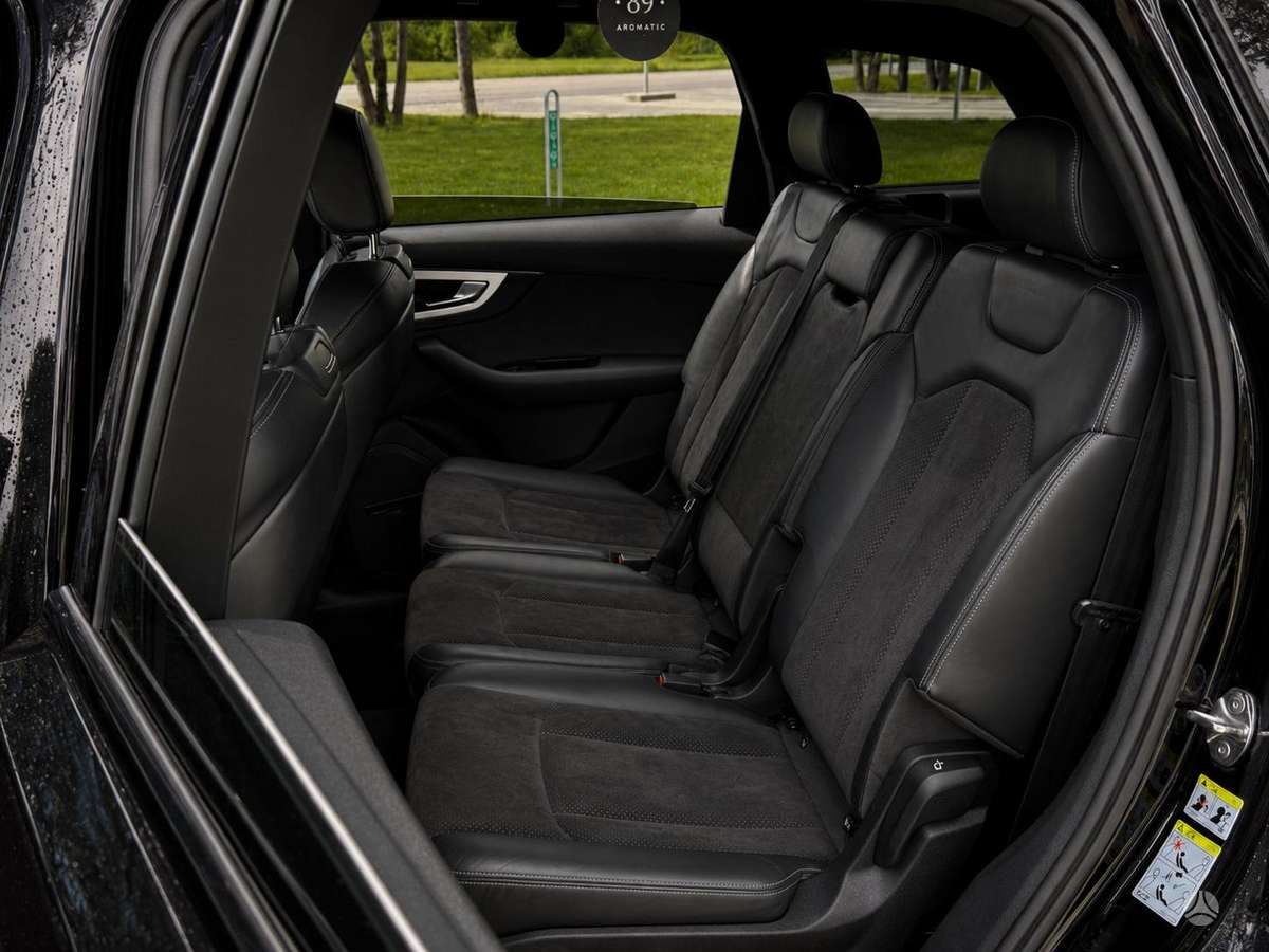 Audi Q7, 3.0 l., Внедорожник / Кроссовер