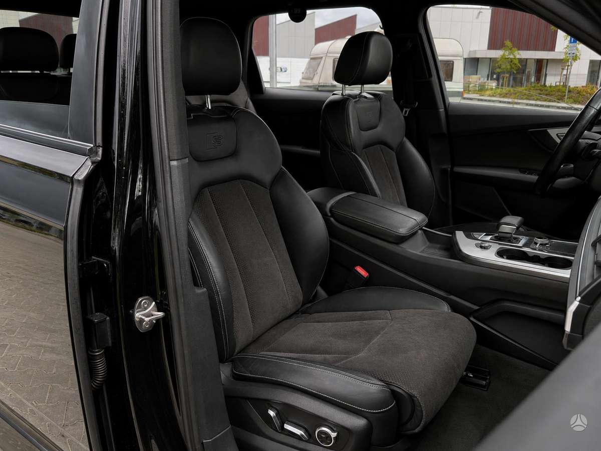 Audi Q7, 3.0 l., Внедорожник / Кроссовер
