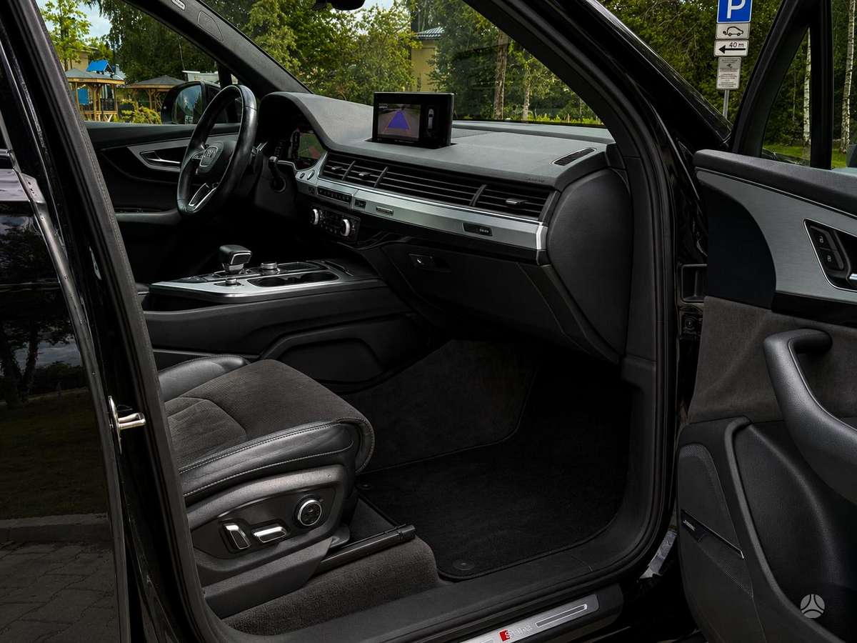 Audi Q7, 3.0 l., Внедорожник / Кроссовер