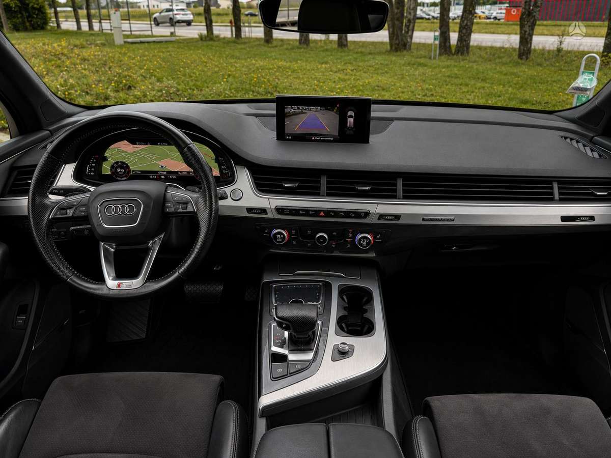 Audi Q7, 3.0 l., Внедорожник / Кроссовер