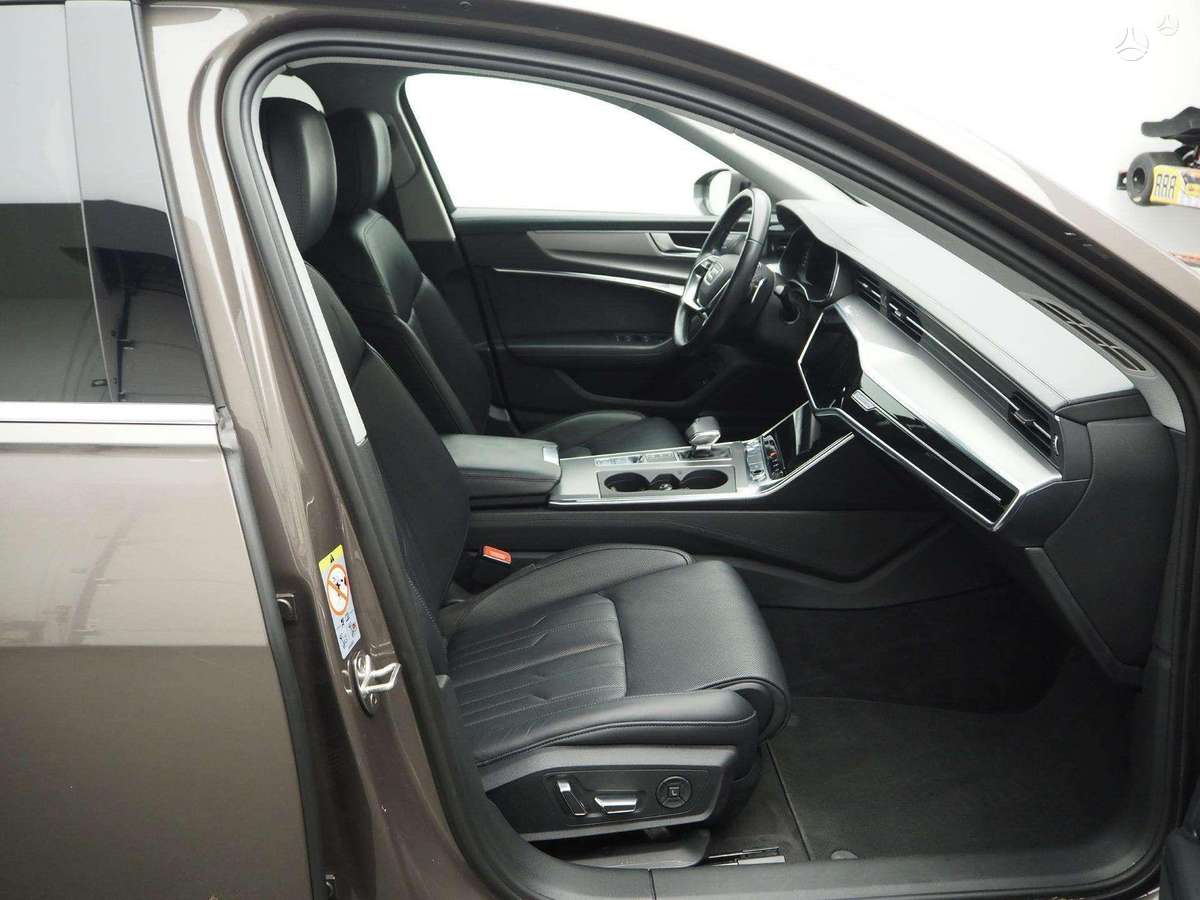 Audi A6, 3.0 l., Седан