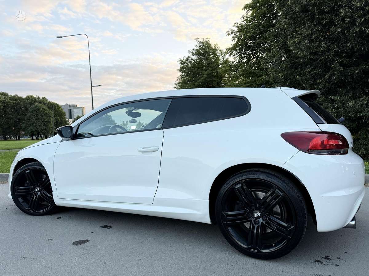 Volkswagen Scirocco, 2.0 l., hatchback