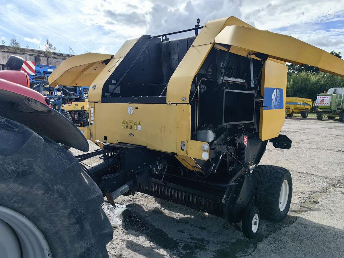 New Holland BR 7070, прессы