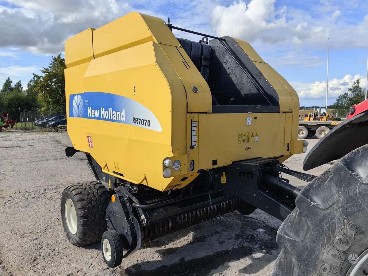 New Holland BR 7070, прессы