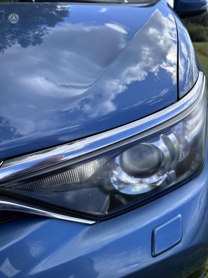 Toyota Auris, 1.6 l., hatchback