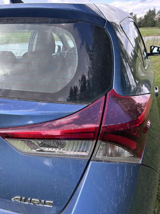 Toyota Auris, 1.6 l., hatchback