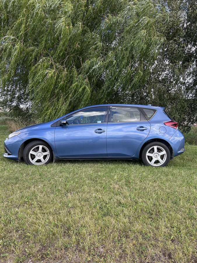 Toyota Auris, 1.6 l., hatchback