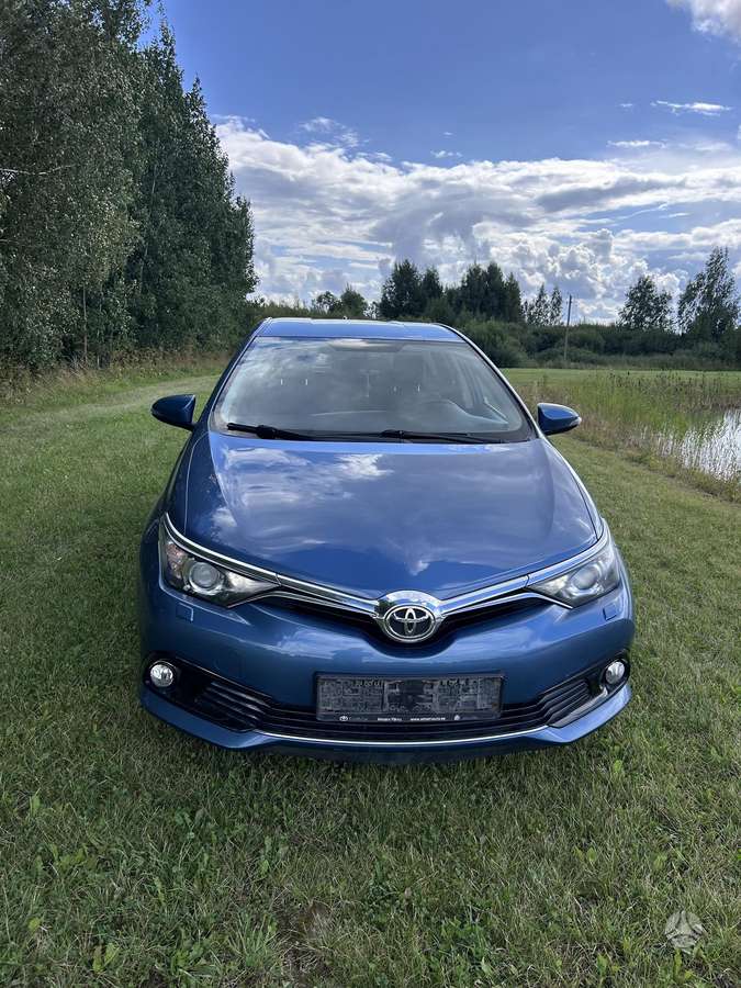 Toyota Auris, 1.6 l., hatchback
