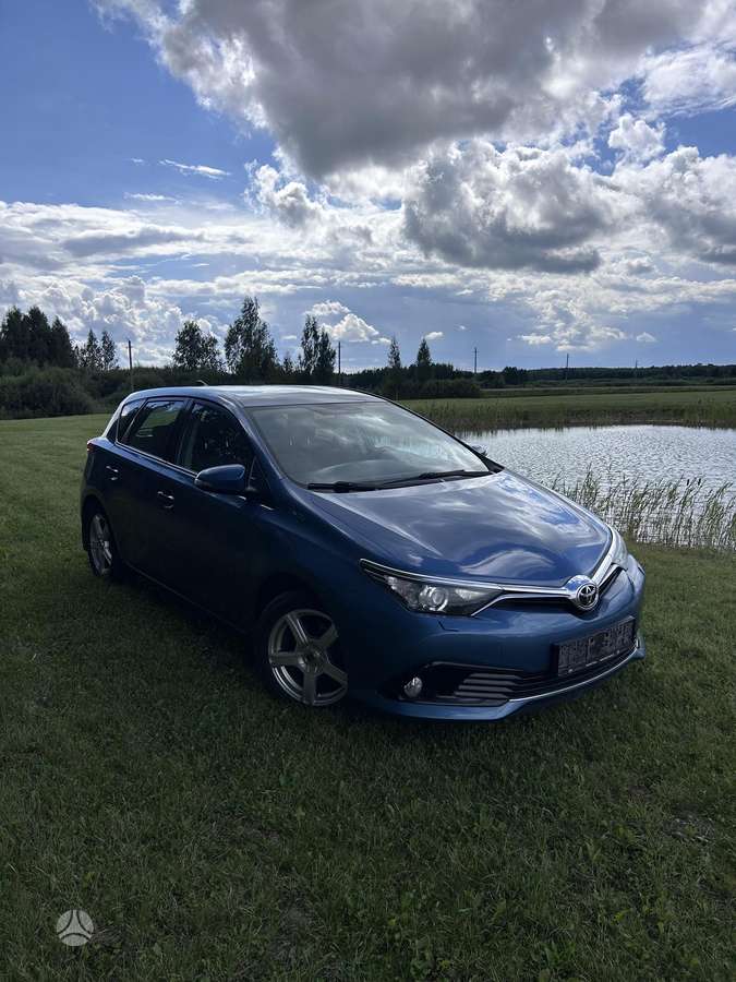 Toyota Auris, 1.6 l., hatchback