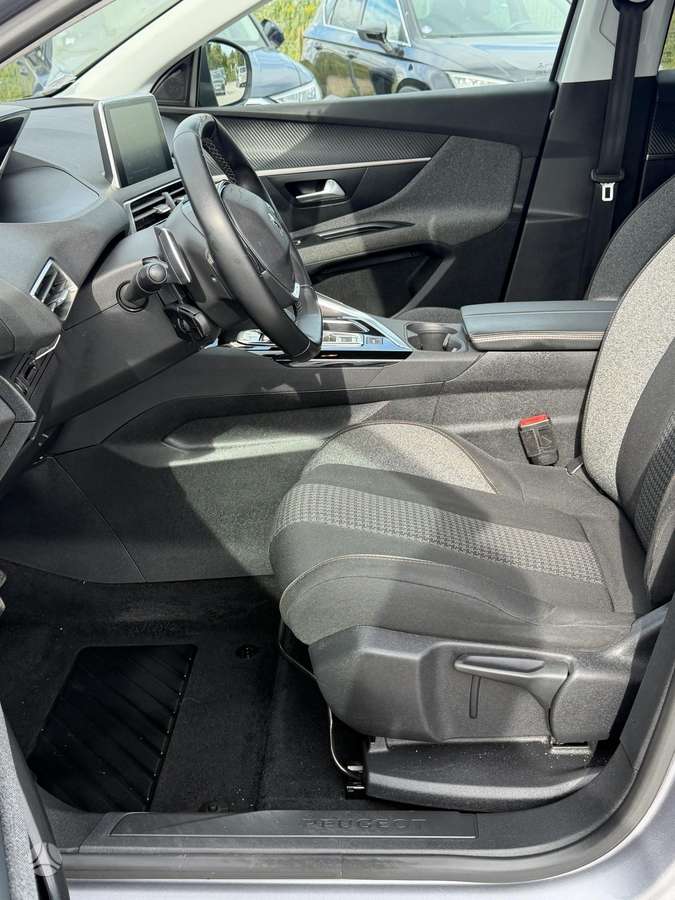 Peugeot 3008 - 11