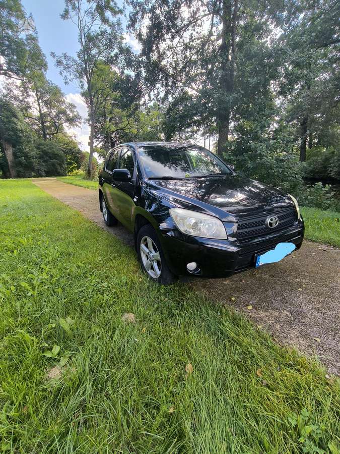 Toyota RAV4 - 9
