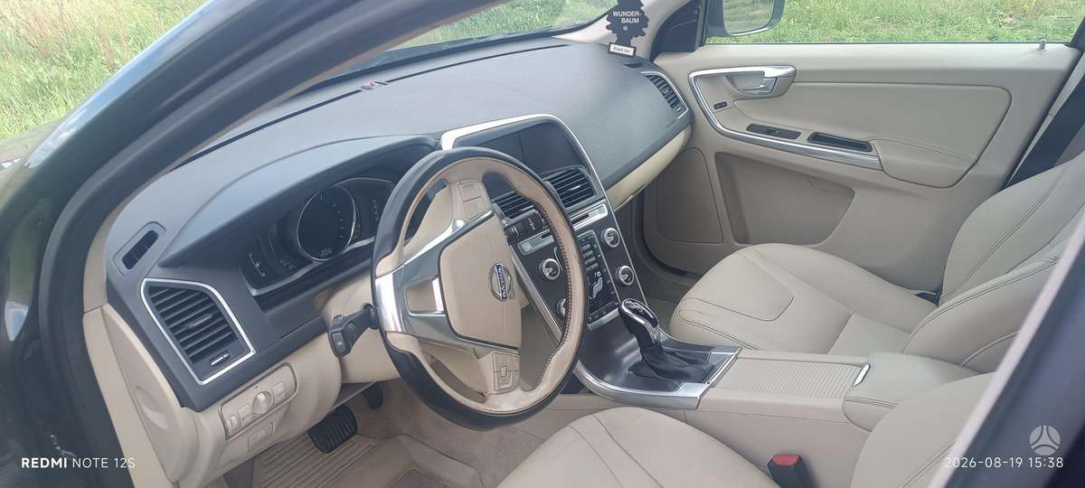 Volvo XC60, 2.0 l., mpv / minivan