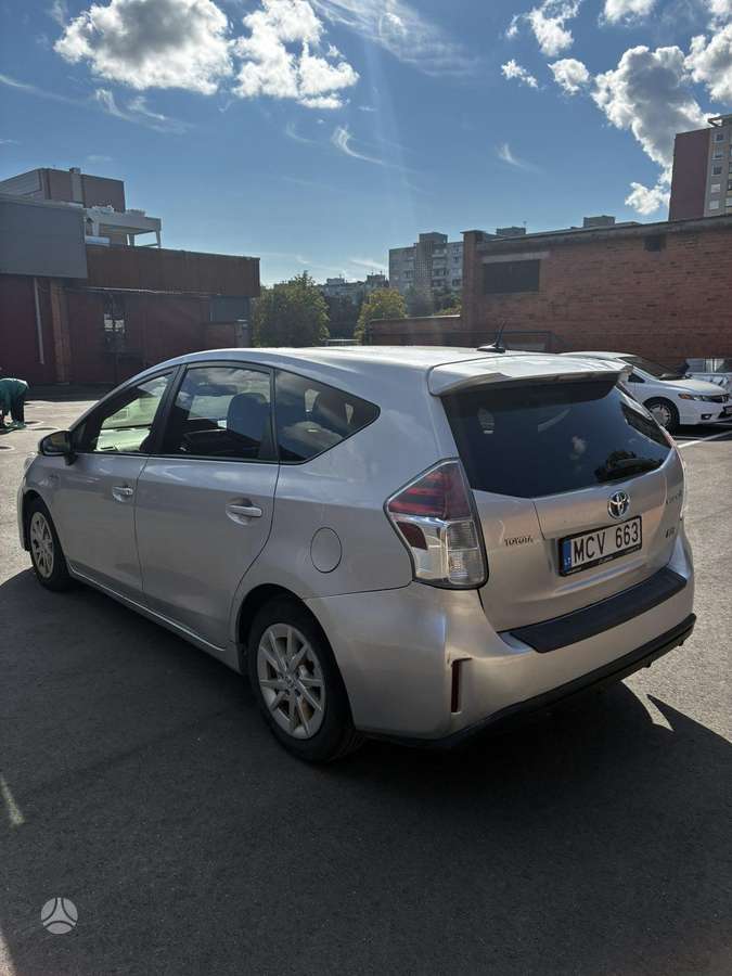 Toyota Prius+ - 3