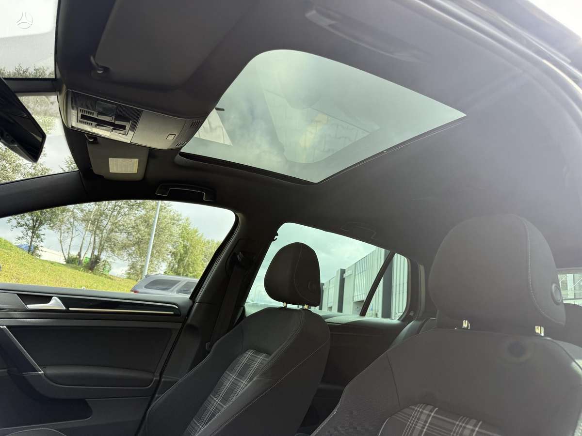 Volkswagen Golf, 2.0 l., hatchback