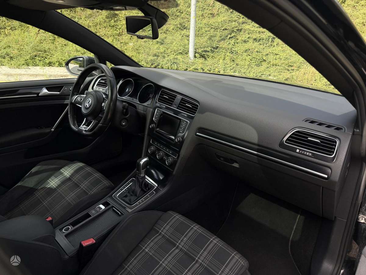 Volkswagen Golf, 2.0 l., hatchback