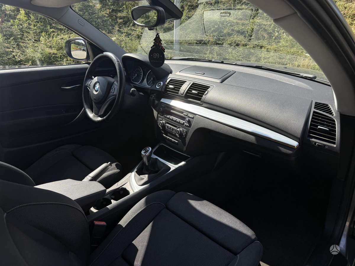 BMW 116, 2.0 l., hečbekas