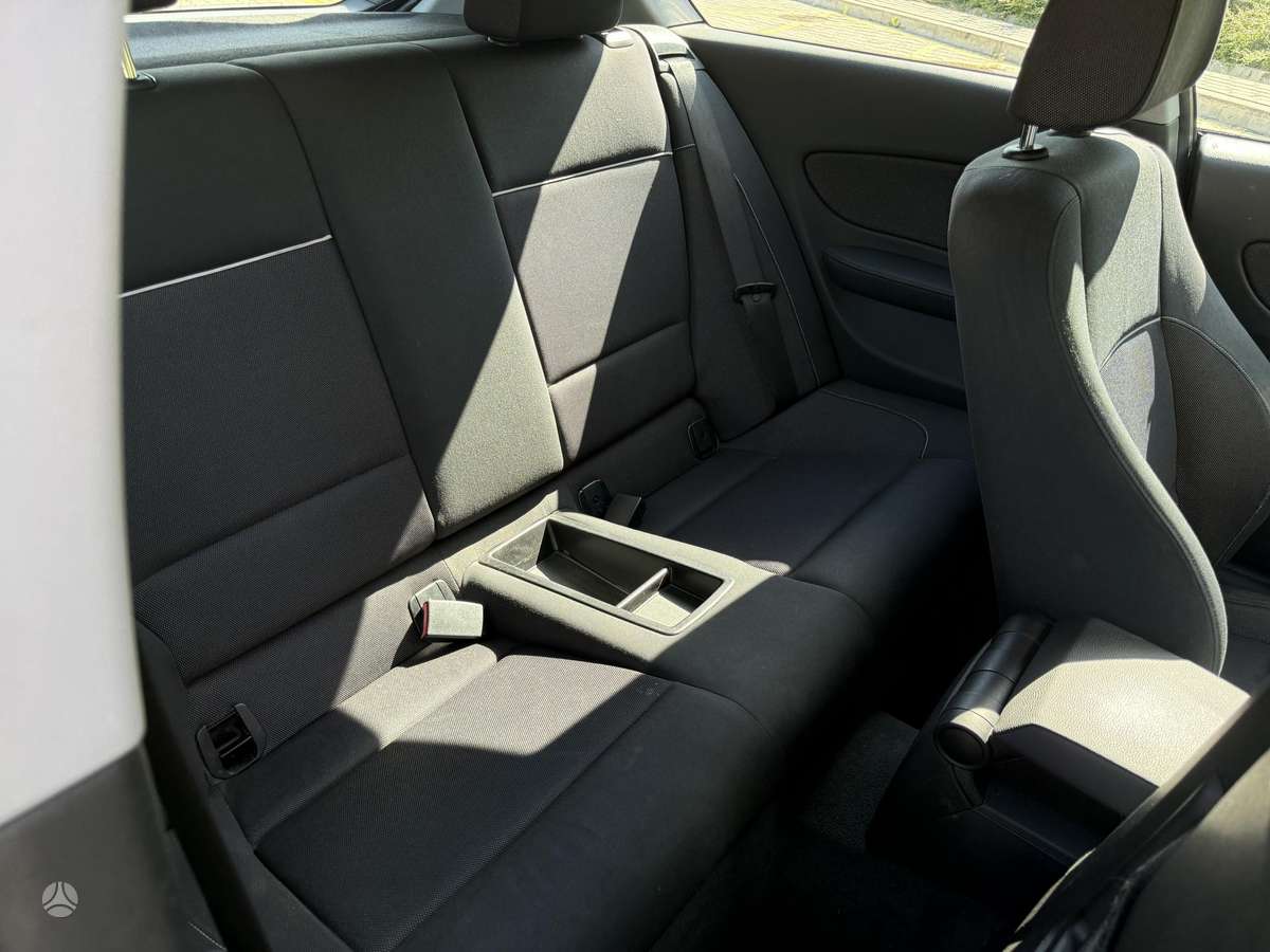 BMW 116, 2.0 l., Хэтчбек