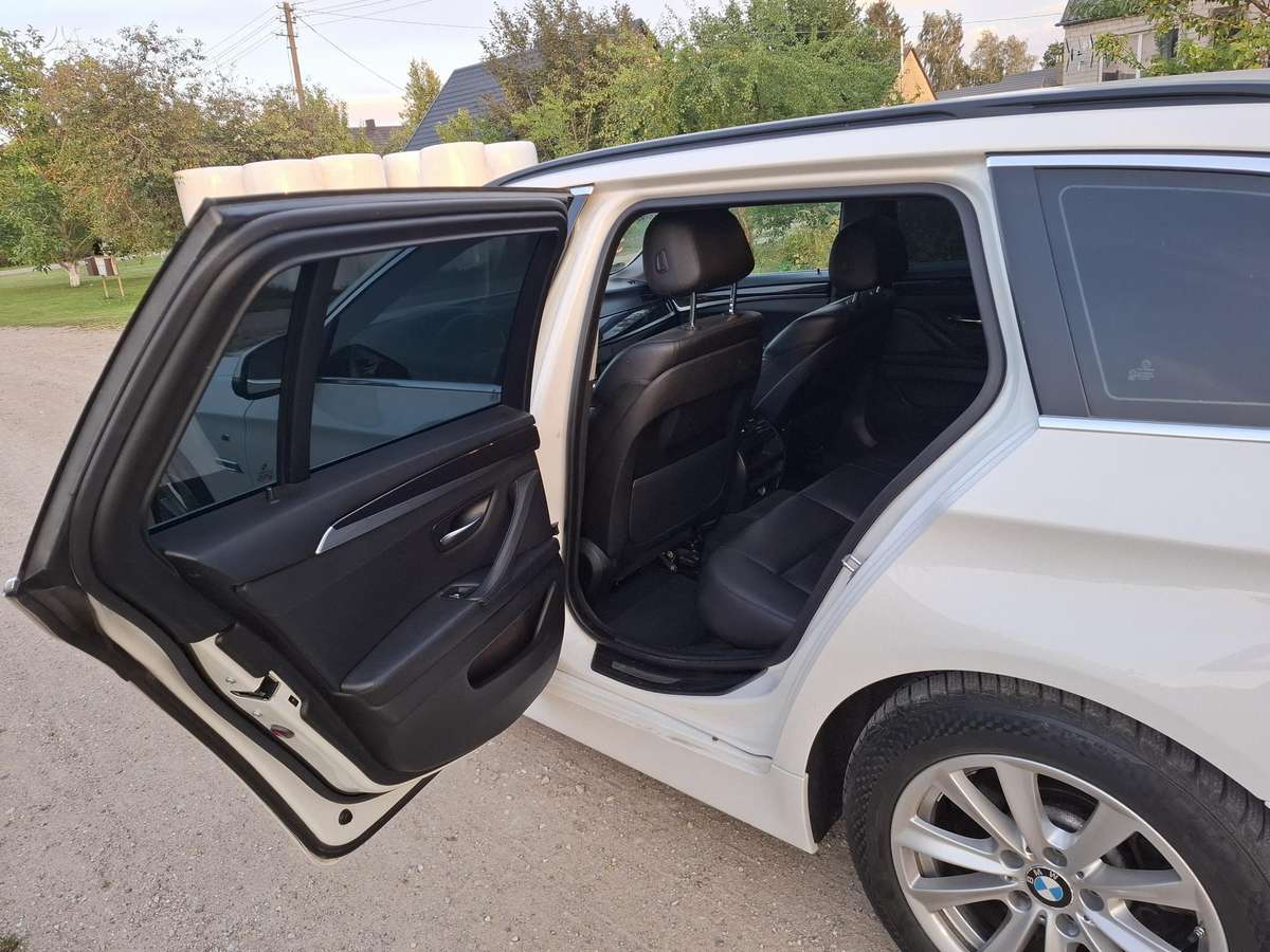 BMW 525, 2.0 l., Универсал