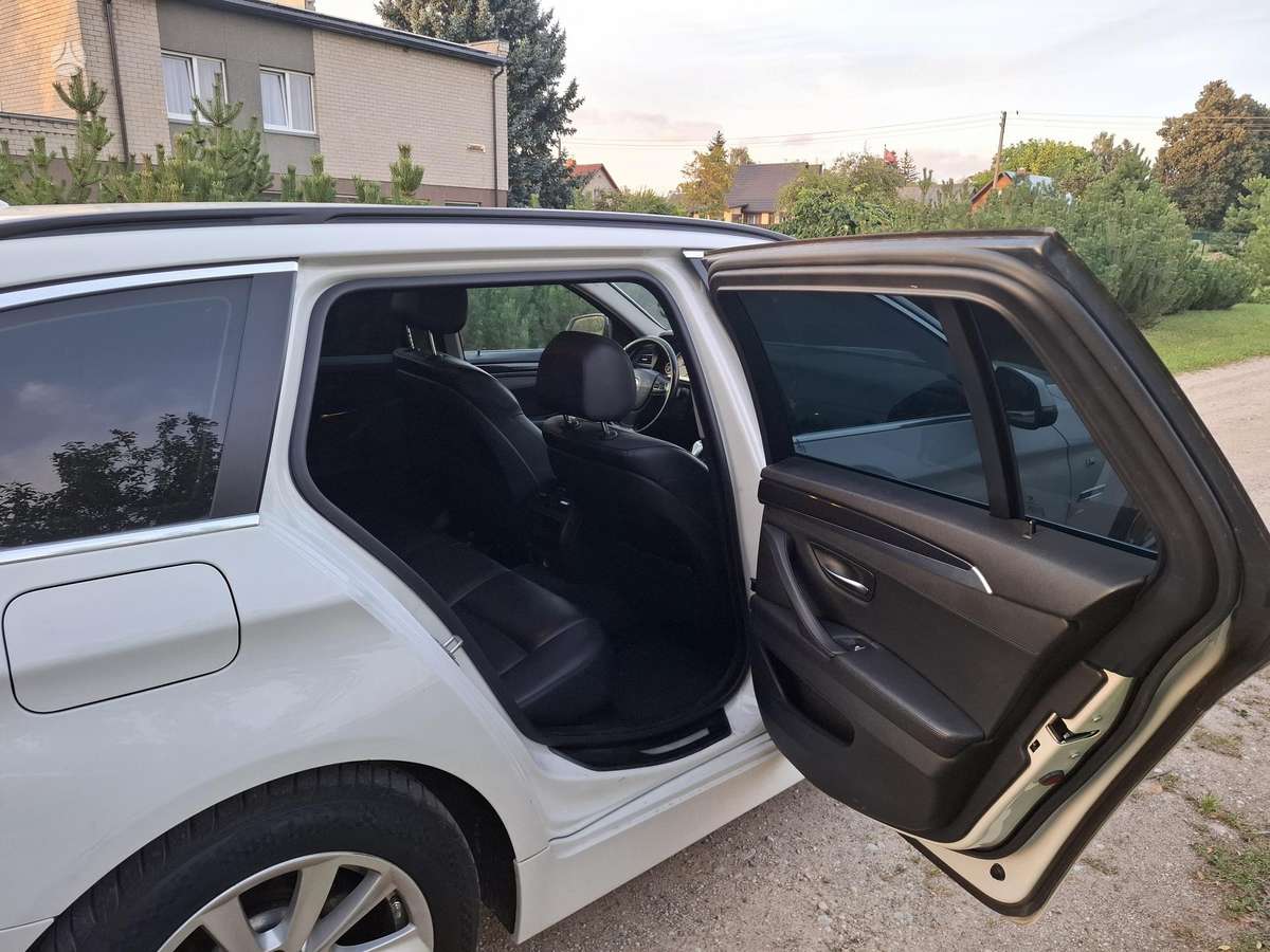 BMW 525, 2.0 l., Универсал