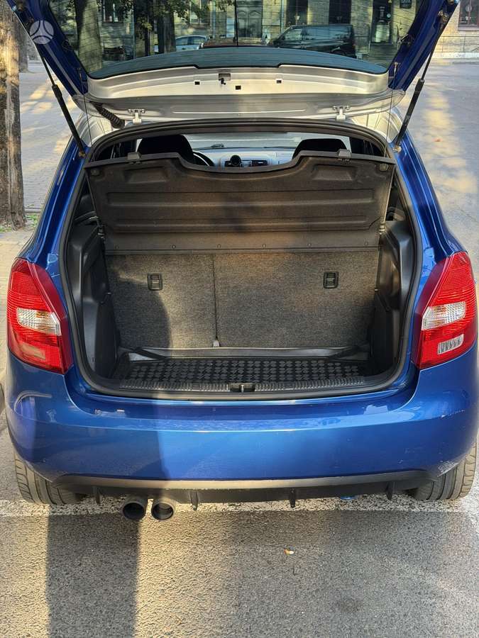 Škoda Fabia - 12