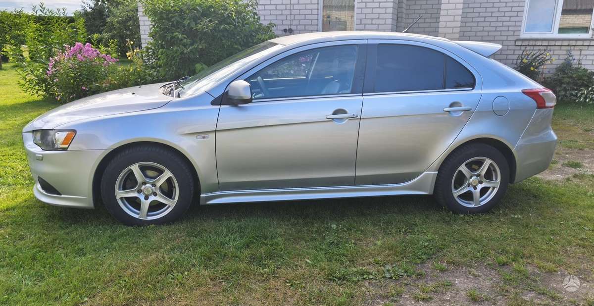 Mitsubishi Lancer, 1.8 l., hatchback