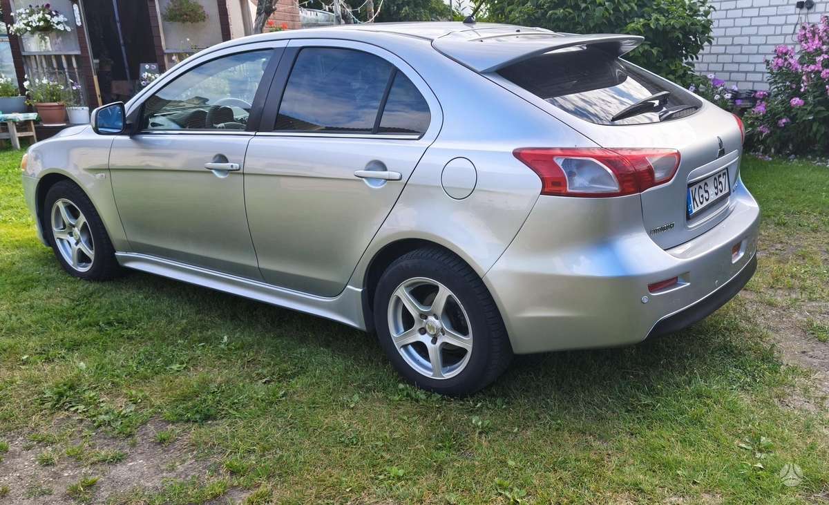 Mitsubishi Lancer, 1.8 l., hatchback