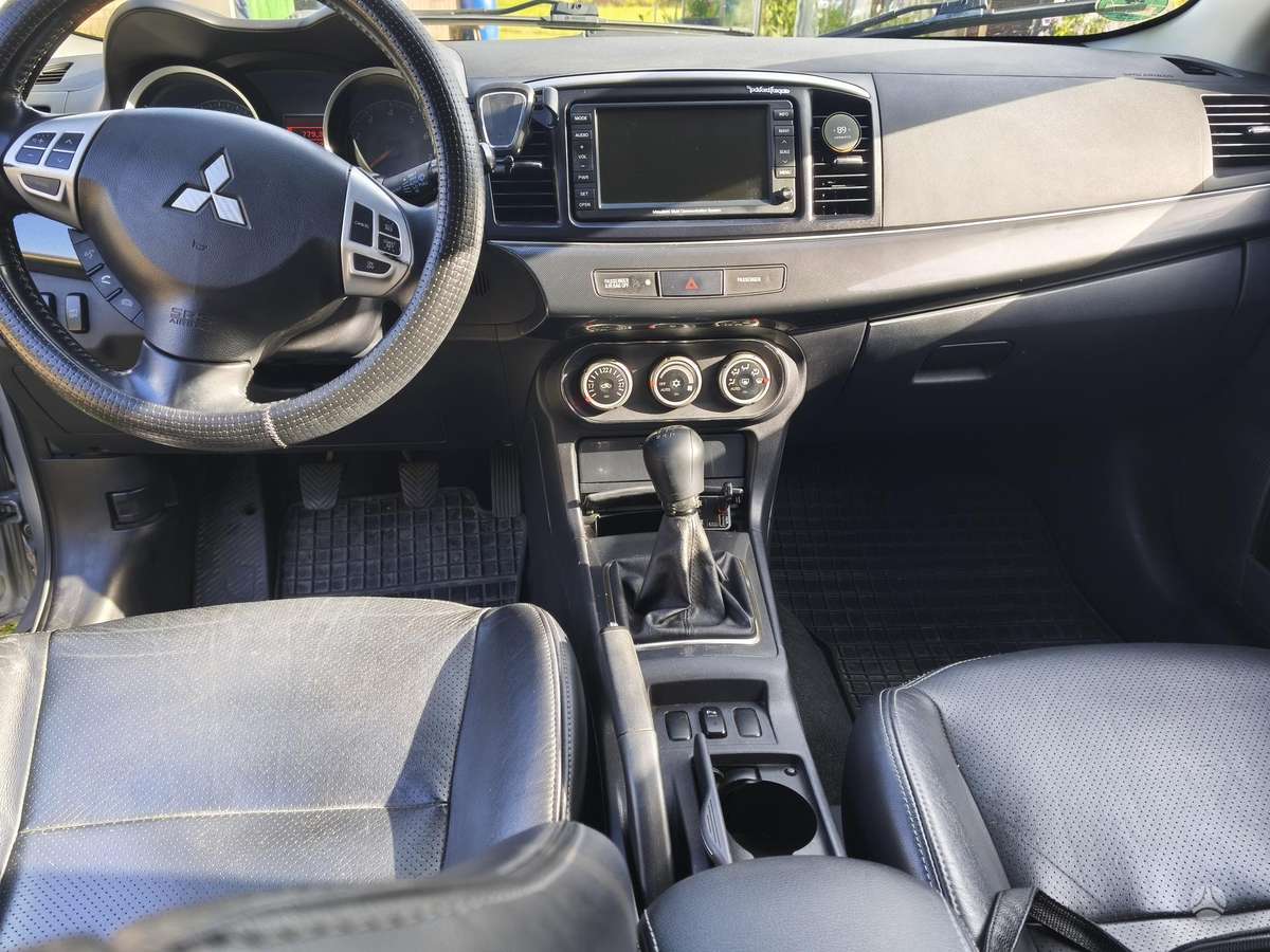 Mitsubishi Lancer, 1.8 l., hatchback