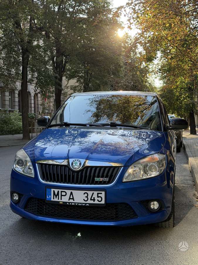 Škoda Fabia - 10