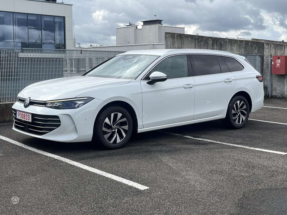 Volkswagen Passat - 8