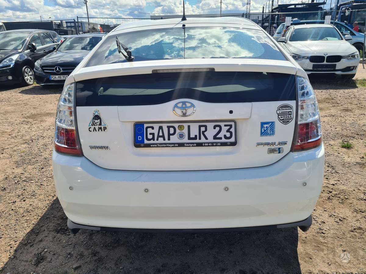 Toyota Prius - 6