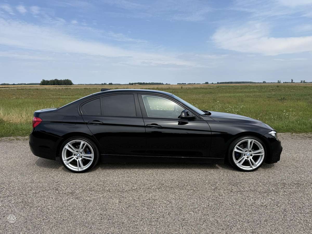 BMW 320, 2.0 l., Седан