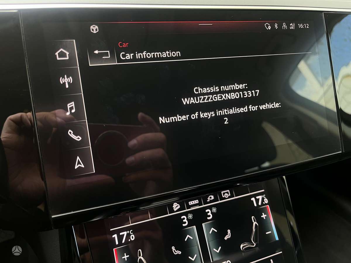Audi e-tron, 95 kWh, off-road / crossover