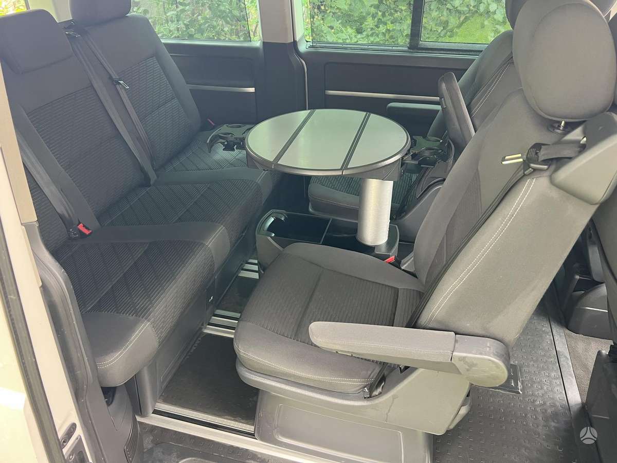 Volkswagen Multivan, 2.0 l., Минивэн