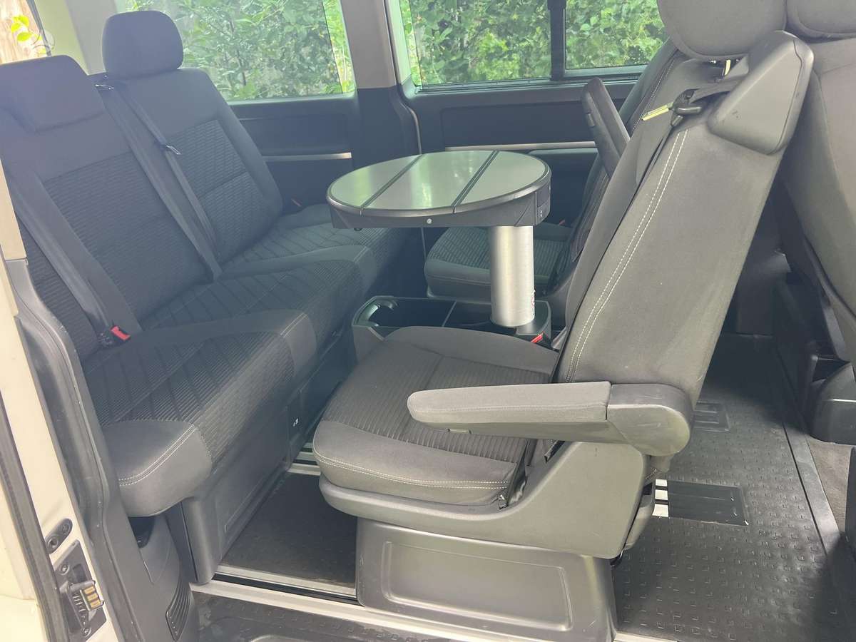 Volkswagen Multivan, 2.0 l., Минивэн